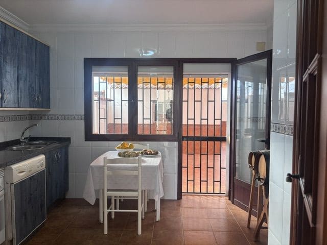 3 bedroom Terraced Villa for sale in Lepe - € 228,000 (Ref: 10160814)