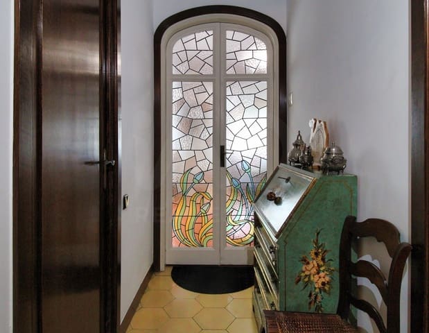 4 soveværelse Lejlighed til salg i La Nova Esquerra de L'Eixample, Barcelona by - € 675.000 (Ref: 10160819)