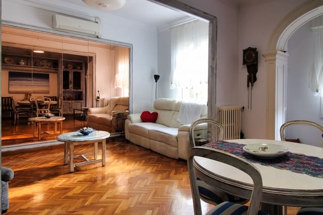 4 soveværelse Lejlighed til salg i La Nova Esquerra de L'Eixample, Barcelona by - € 675.000 (Ref: 10160819)