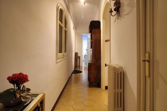 4 soveværelse Lejlighed til salg i La Nova Esquerra de L'Eixample, Barcelona by - € 675.000 (Ref: 10160819)