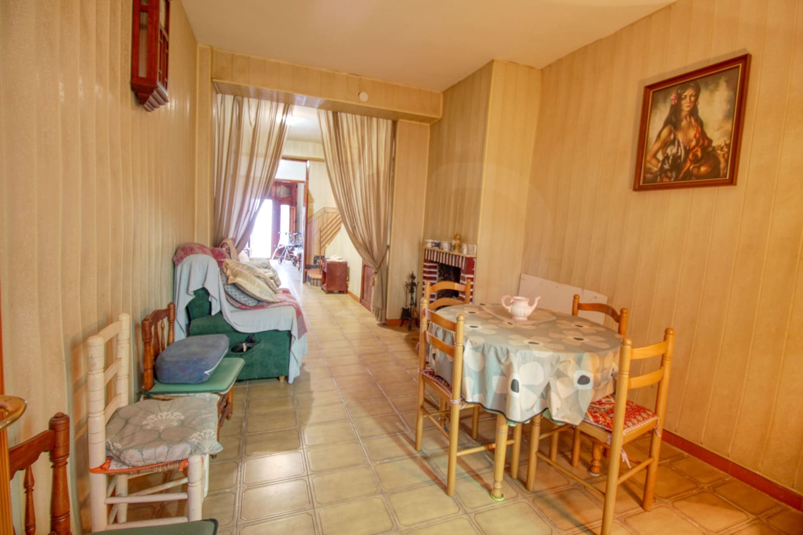 Byhus til salg i Oliva - € 80.000 (Ref: 10160830)