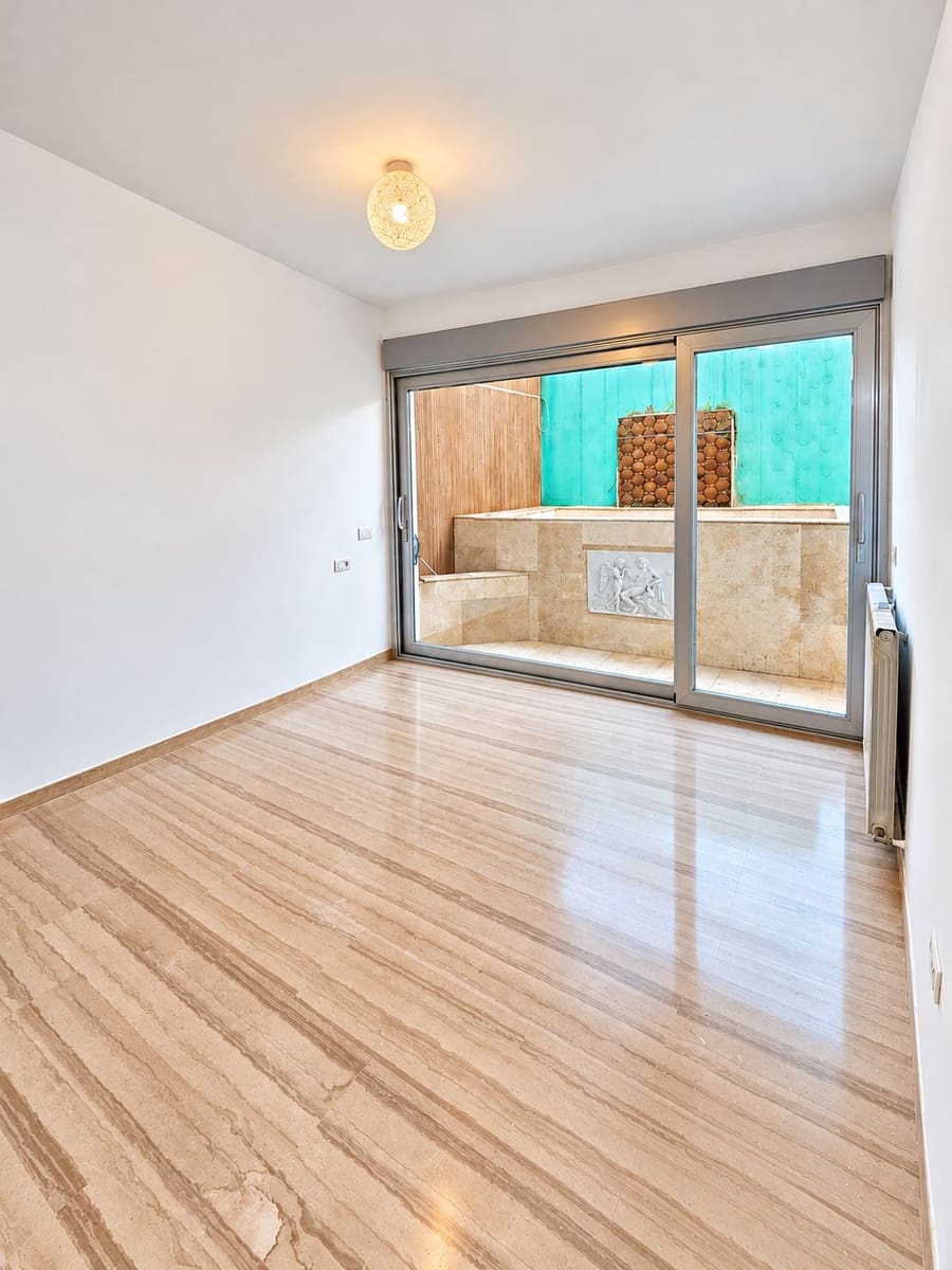 3 bedroom Terraced Villa for sale in Chiva with pool garage - € 480,000 (Ref: 10161492)