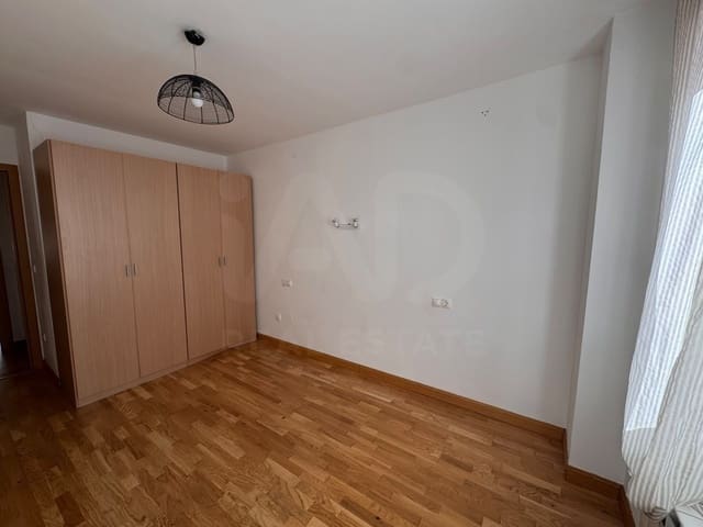 2 slaapkamer Appartement te koop in San Andrés del Rabanedo met garage - € 175.000 (Ref: 10161994)