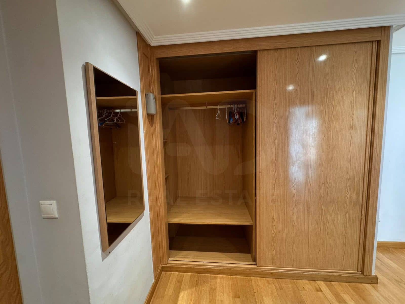 2 bedroom Apartment for sale in San Andres del Rabanedo with garage - € 175,000 (Ref: 10161994)