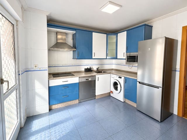 Apartamento de 2 habitaciones en San Andrés del Rabanedo en venta con garaje - 175.000 € (Ref: 10161994)