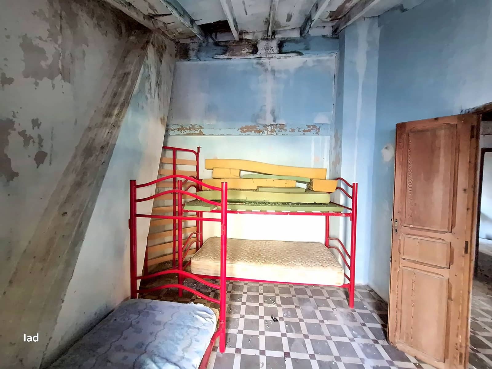 5 bedroom Townhouse for sale in Vall de Gallinera - € 79,000 (Ref: 10161995)