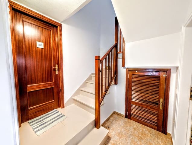 3 chambre Villa/Maison Mitoyenne à vendre à San Cristóbal de La Laguna avec garage - 389 000 € (Ref: 10162579)