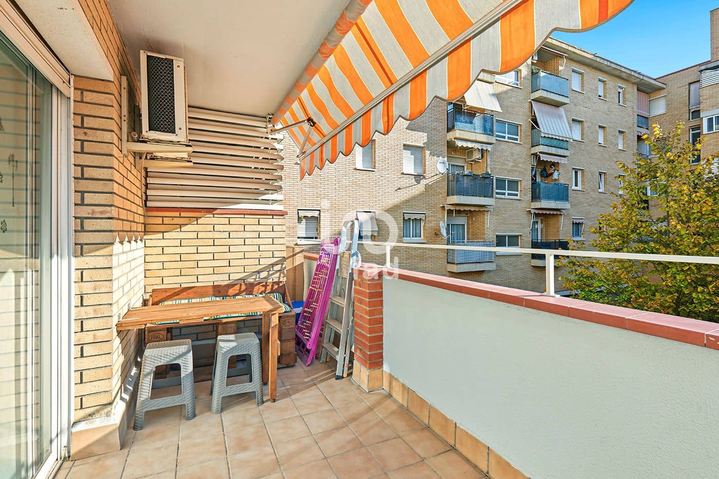 Apartamento de 4 habitaciones en Terrassa en venta con garaje - 289.000 € (Ref: 10162580)