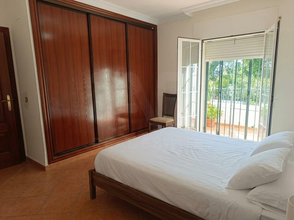 3 bedroom Terraced Villa for sale in Velez-Malaga - € 389,000 (Ref: 10162582)