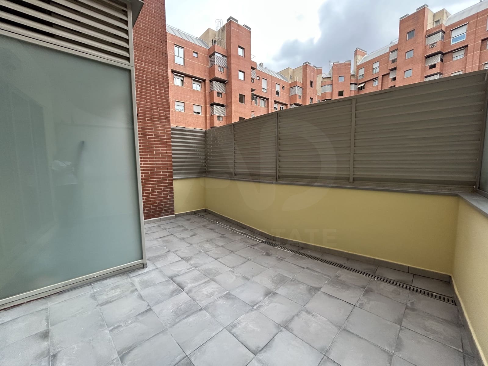 1 bedroom Apartment for rent in Madrid city with pool garage - € 1,400 (Ref: 10162585)