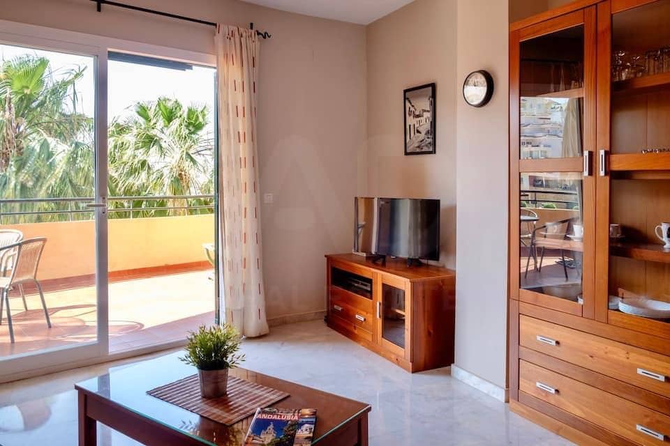 1 bedroom Apartment for sale in Mijas with pool - € 279,000 (Ref: 10163133)