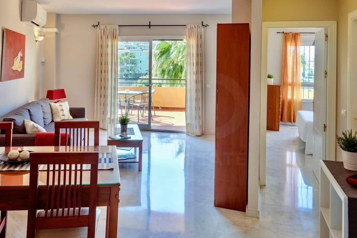 1 bedroom Apartment for sale in Mijas with pool - € 279,000 (Ref: 10163133)