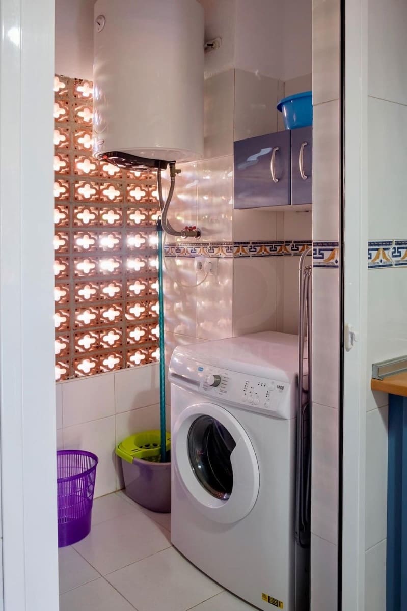 1 bedroom Apartment for sale in Mijas with pool - € 279,000 (Ref: 10163133)