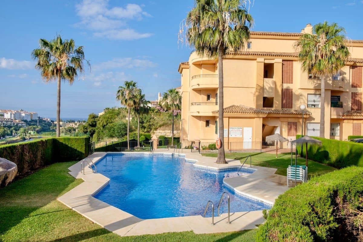 1 bedroom Apartment for sale in Mijas with pool - € 279,000 (Ref: 10163133)