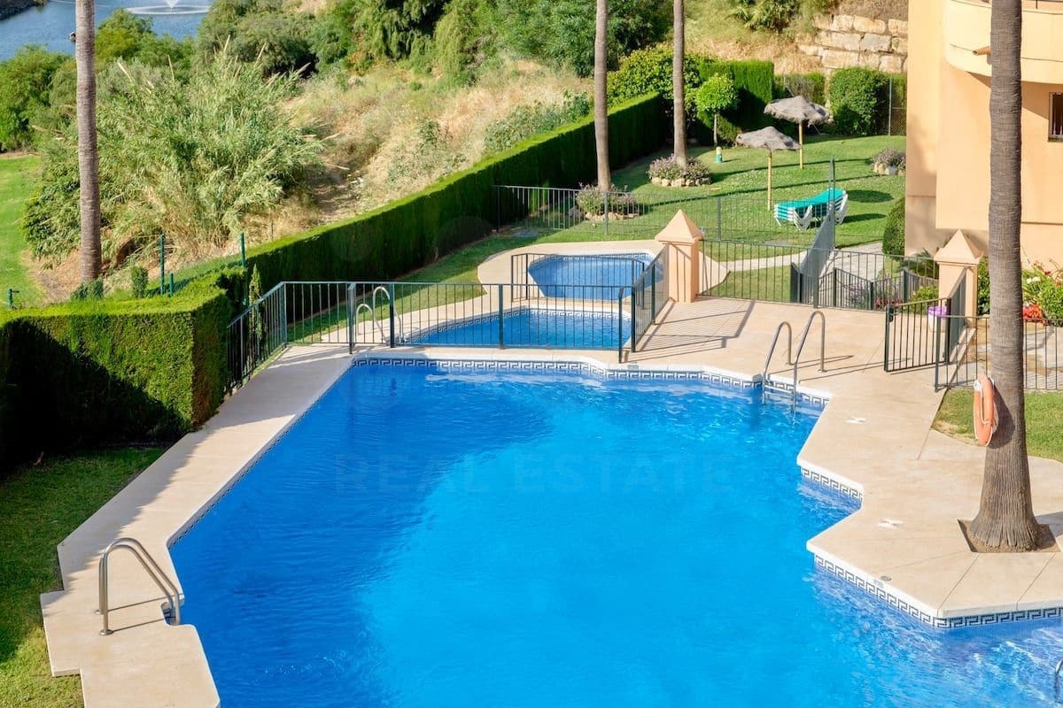 1 bedroom Apartment for sale in Mijas with pool - € 279,000 (Ref: 10163133)