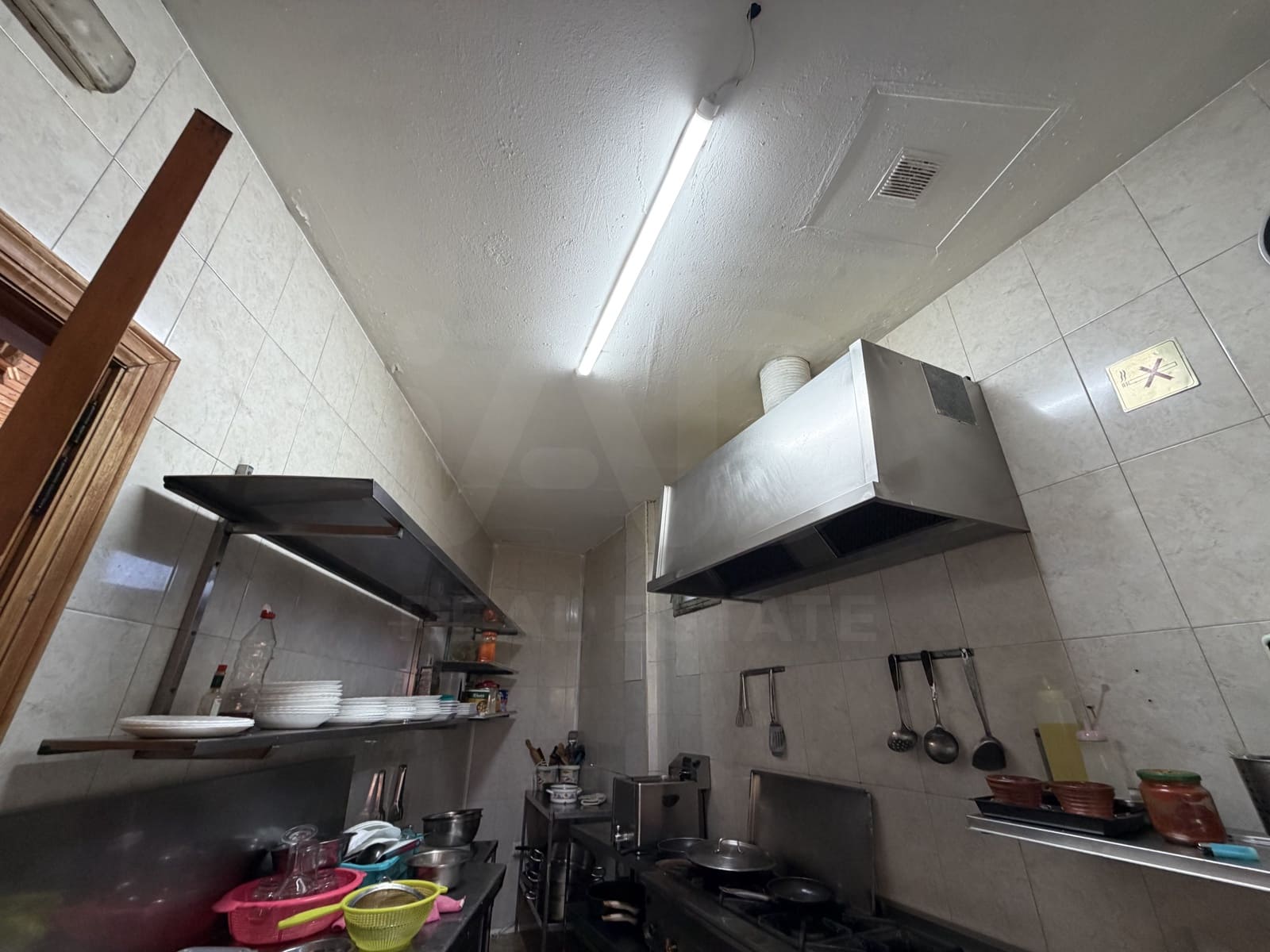 8 bedroom Commercial for sale in Ataquines - € 390,000 (Ref: 10163534)