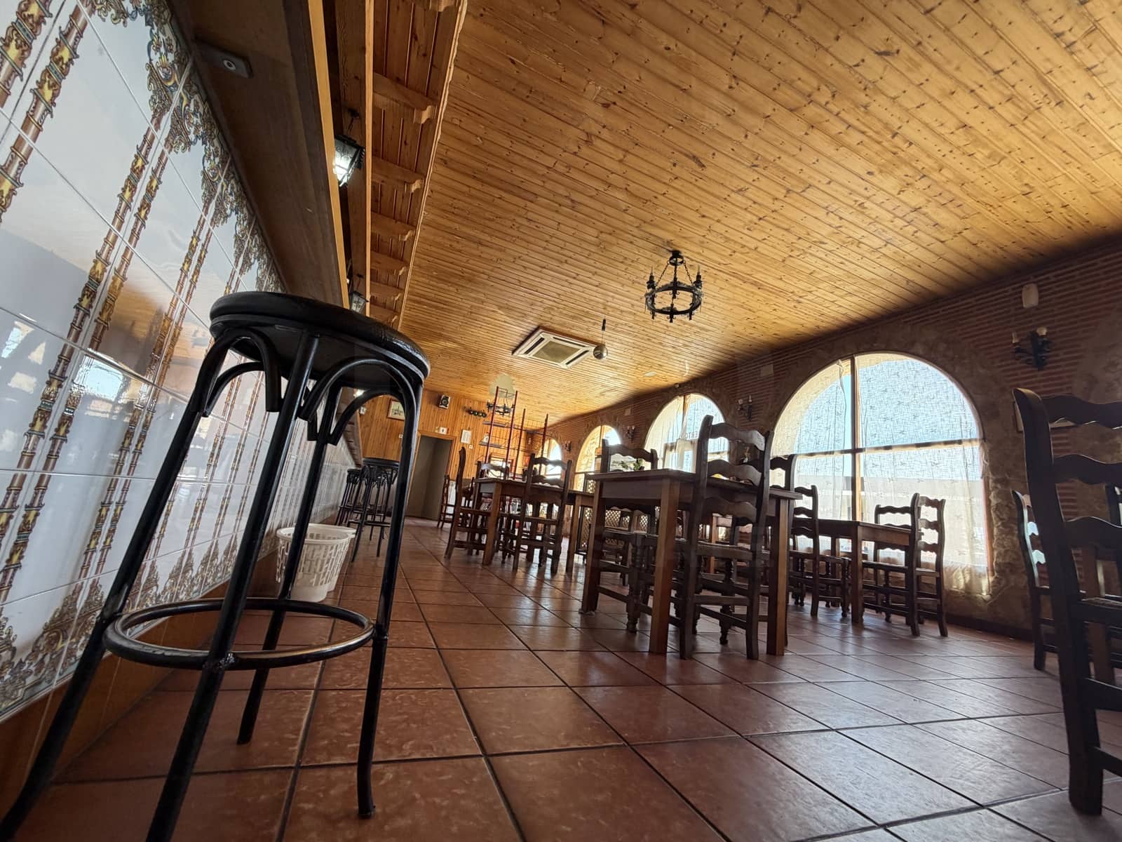 8 bedroom Commercial for sale in Ataquines - € 390,000 (Ref: 10163534)