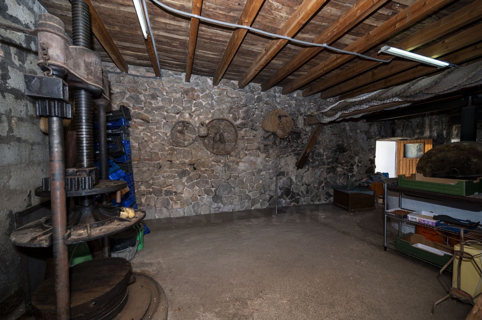 5 soveværelse Finca/Landehus til salg i Sant Antoni de Portmany med garage - € 7.800.000 (Ref: 10163645)