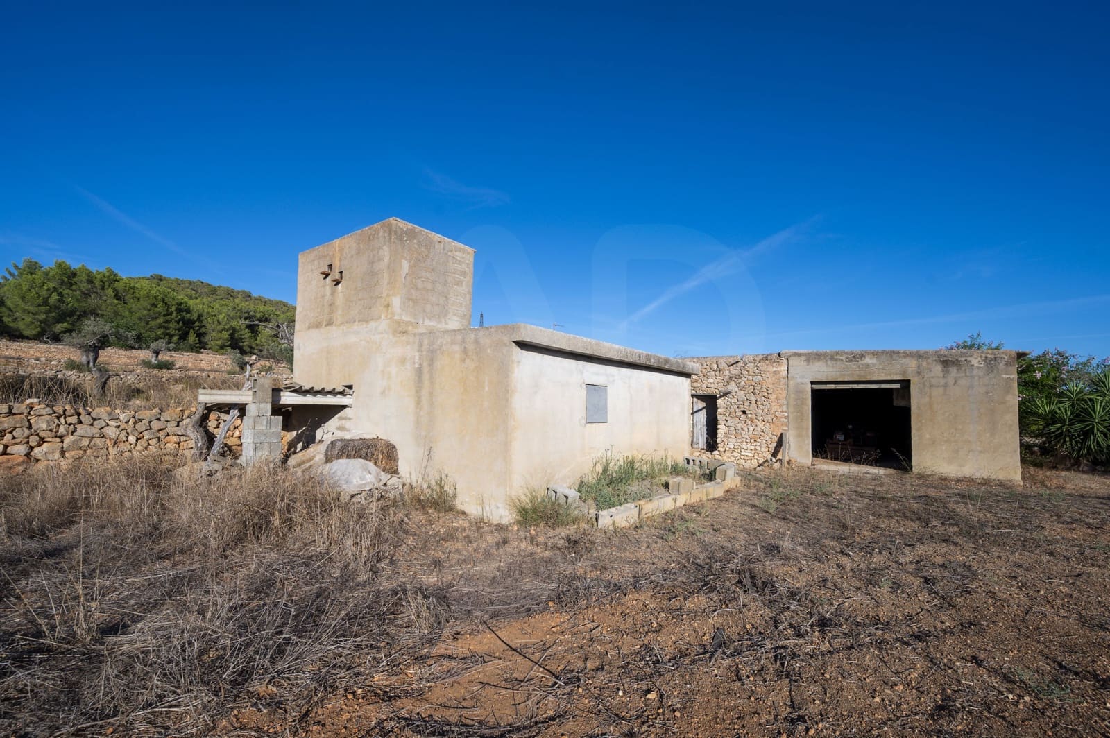 5 soveværelse Finca/Landehus til salg i Sant Antoni de Portmany med garage - € 7.800.000 (Ref: 10163645)