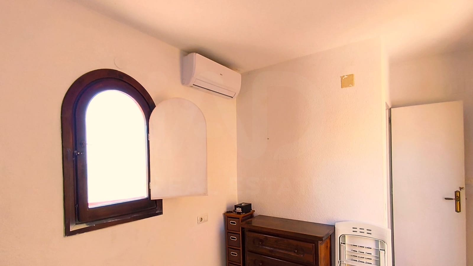 3 slaapkamer Huis te koop in El Campello met zwembad - € 240.000 (Ref: 10163646)
