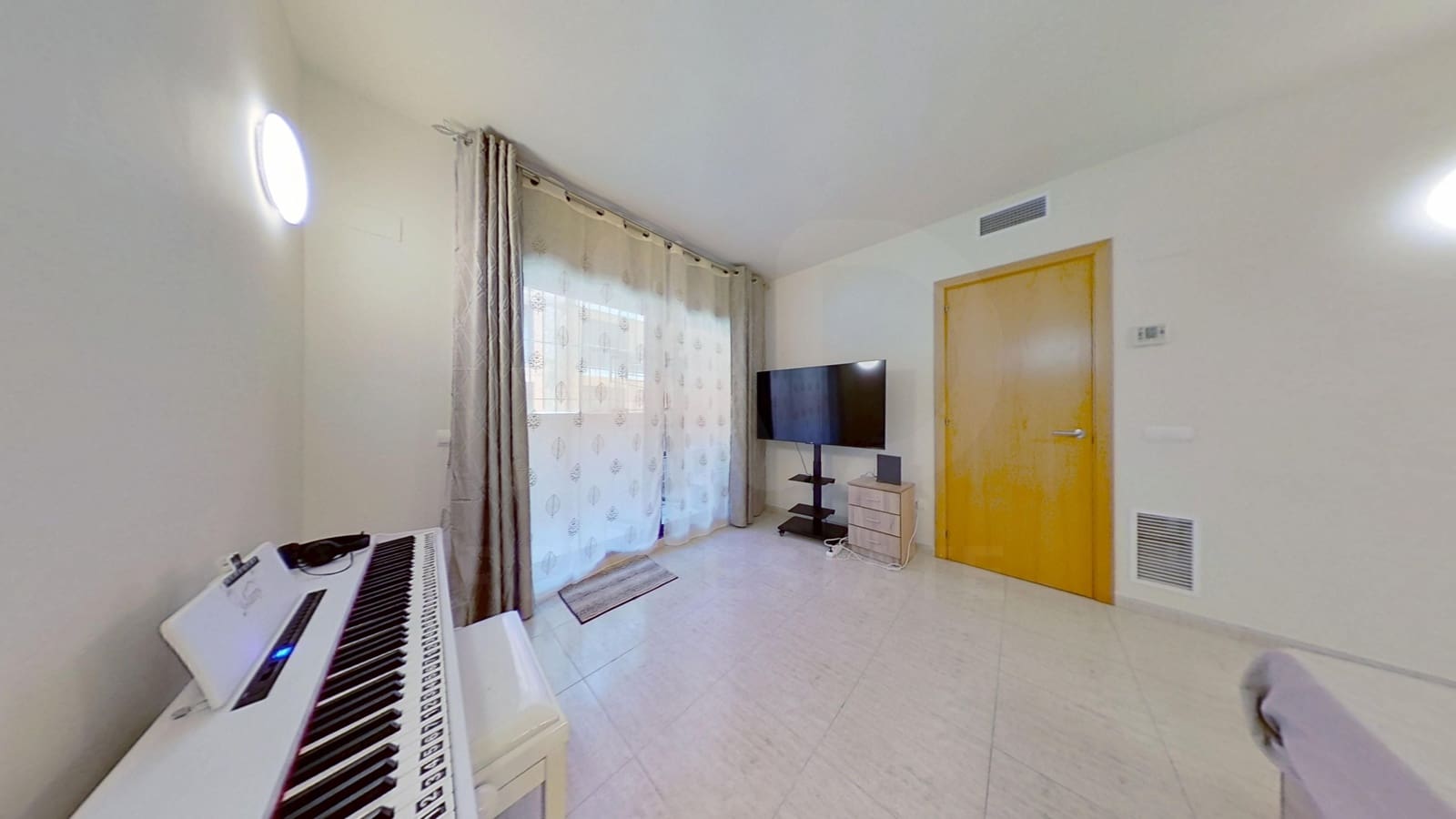 2 soverom Leilighet til salgs i L'Aldea med garasje - € 125 000 (Ref: 10163648)