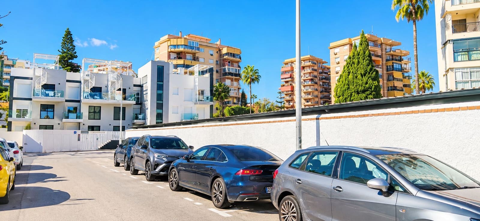 2 soveværelse Lejlighed til salg i Torremolinos med swimmingpool garage - € 439.000 (Ref: 10163657)