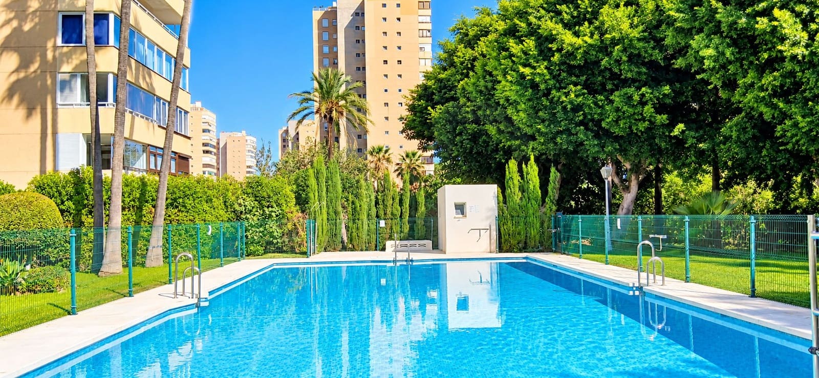 2 soveværelse Lejlighed til salg i Torremolinos med swimmingpool garage - € 439.000 (Ref: 10163657)