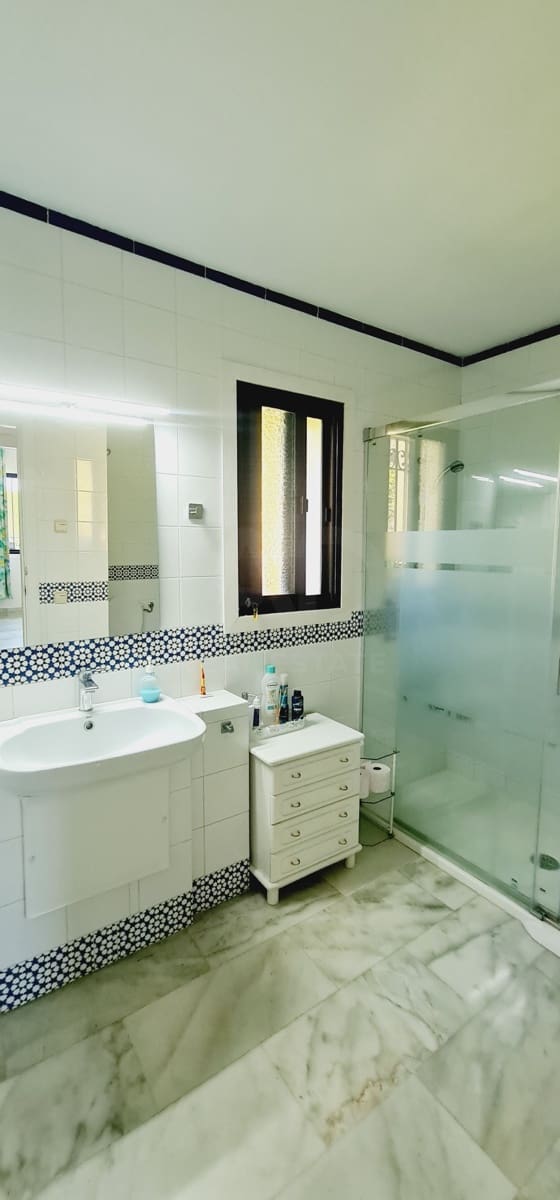 4 bedroom Villa for sale in Mijas with pool garage - € 950,000 (Ref: 10163665)