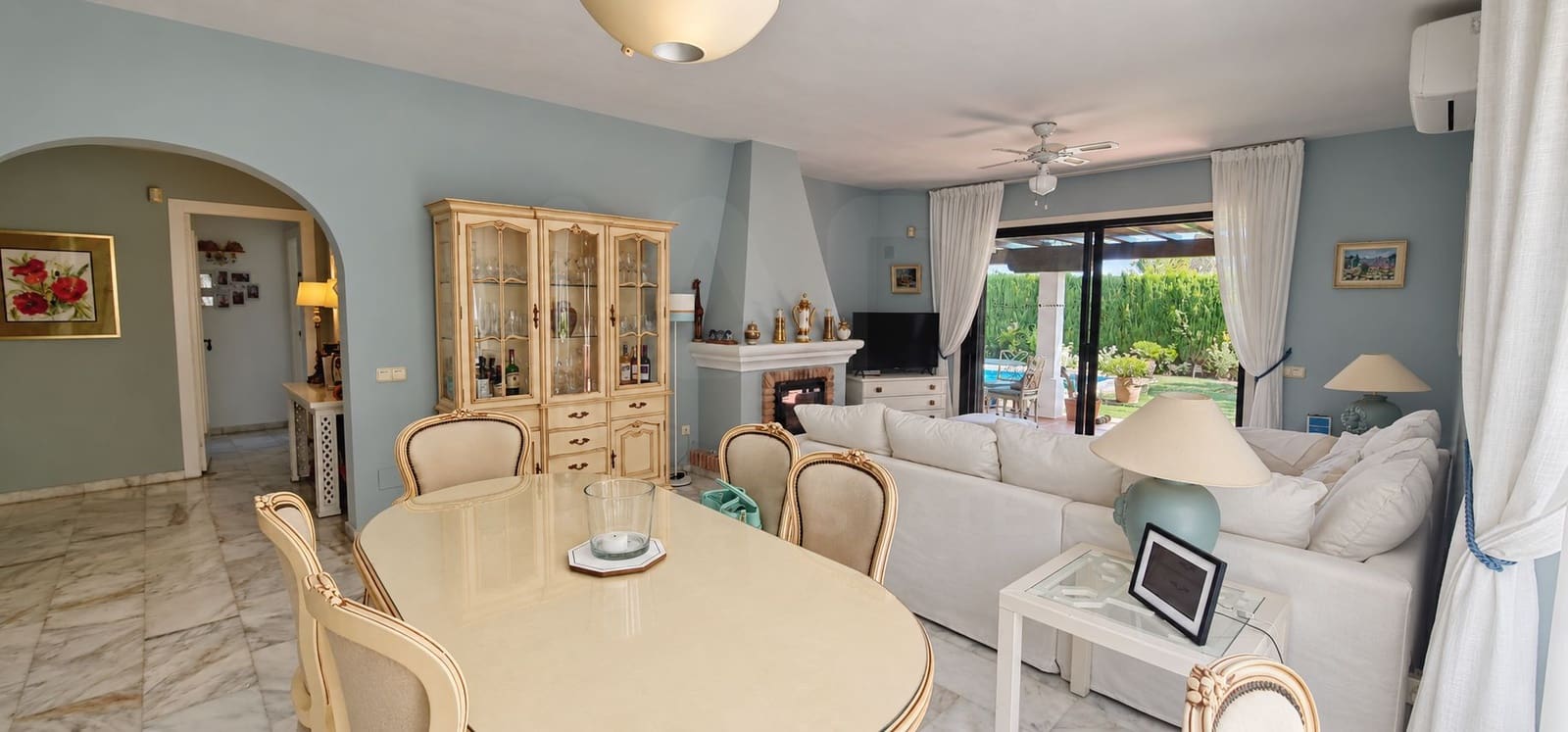 4 bedroom Villa for sale in Mijas with pool garage - € 950,000 (Ref: 10163665)