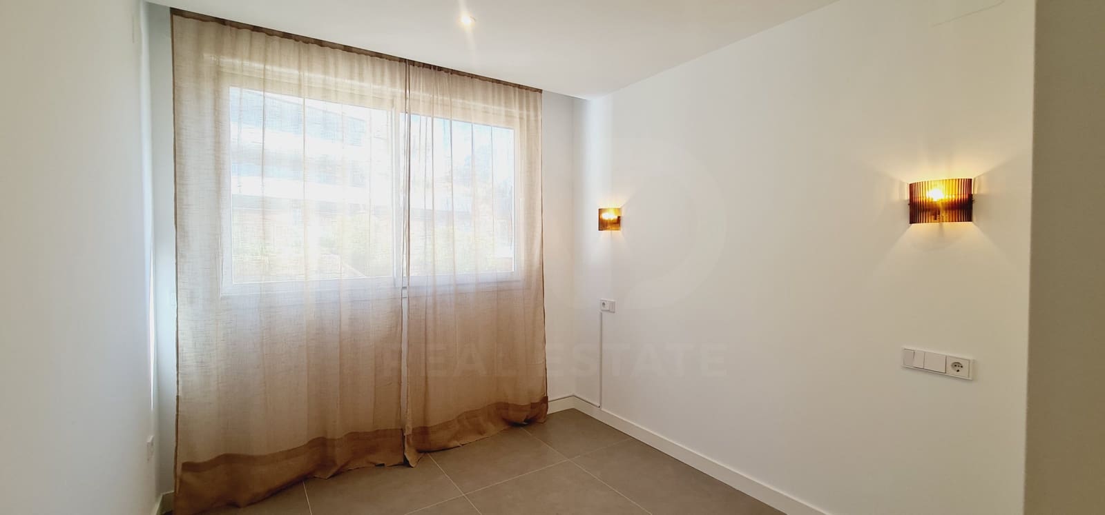 3 bedroom Apartment for sale in Benalmadena with pool garage - € 735,000 (Ref: 10163666)