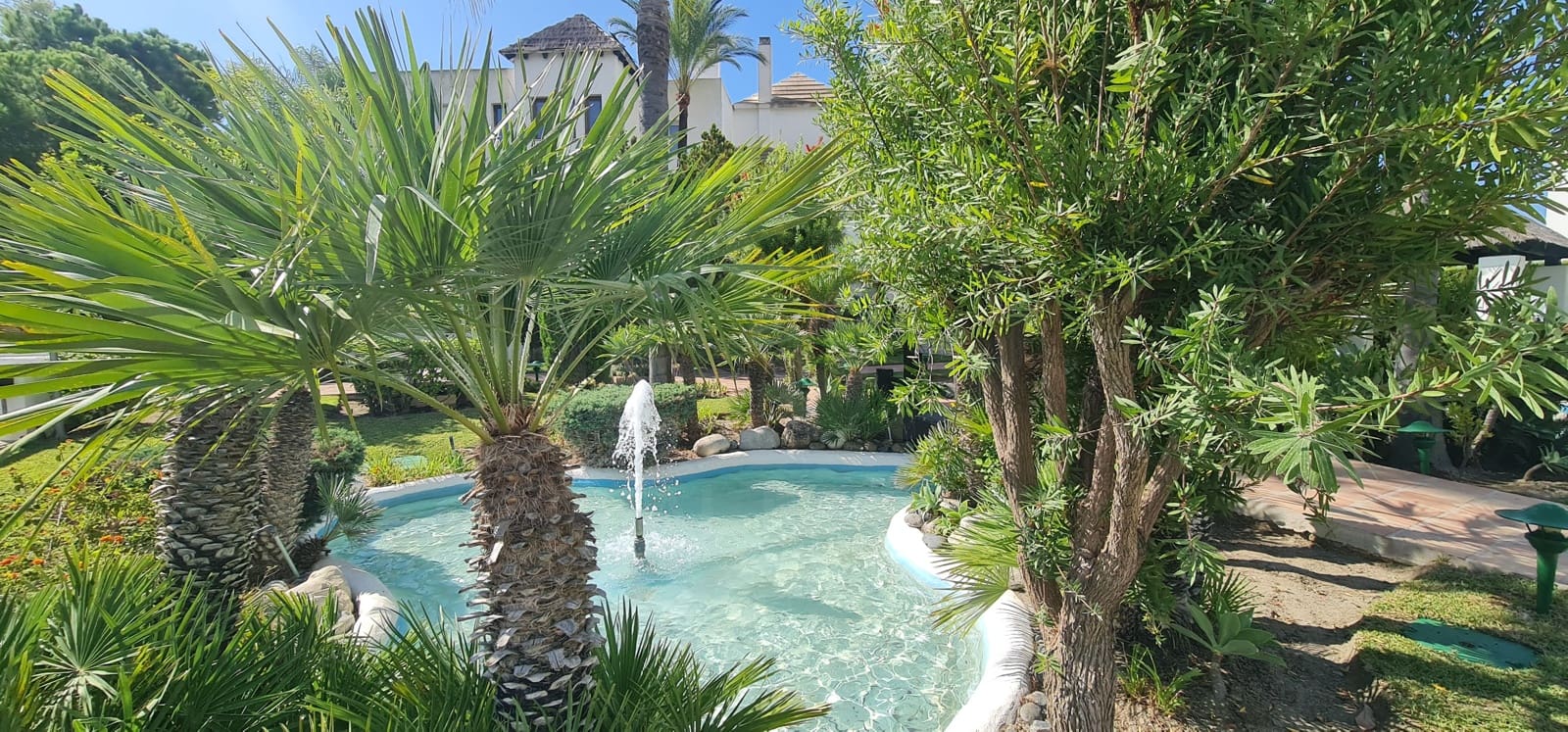 Apartamento de 1 habitación en Marbella en venta con piscina garaje - 695.000 € (Ref: 10163667)
