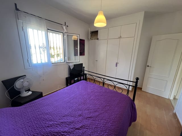 Casa de 3 habitaciones en Canillas de Aceituno en venta con piscina - 281.400 € (Ref: 10163669)