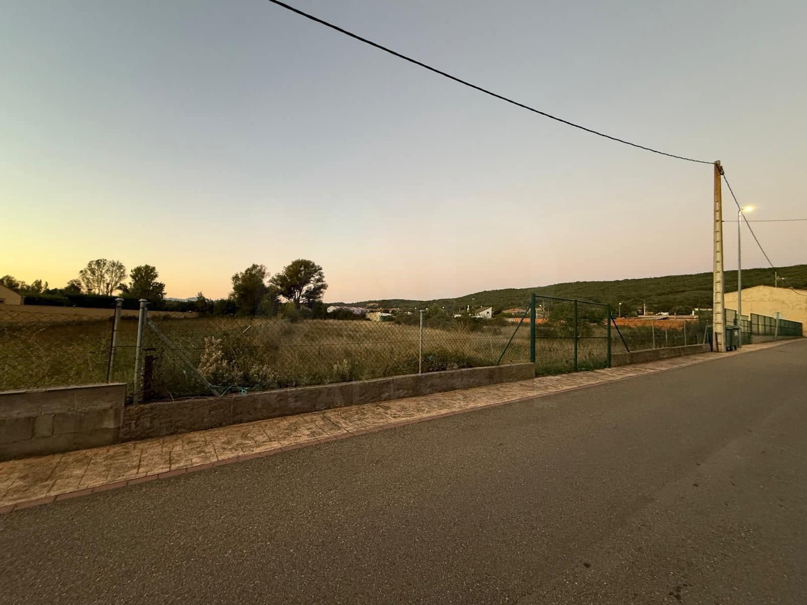 Undeveloped Land for sale in Garrafe de Torio - € 99,000 (Ref: 10164020)