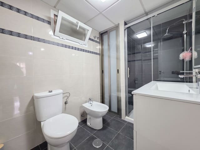 2 slaapkamer Appartement te koop in Zona Centro Comercial Torrequebrada, Benalmádena met zwembad garage - € 385.000 (Ref: 10164023)