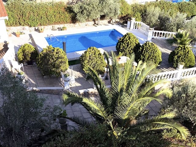 3 soveværelse Byhus til salg i Colmenar de Oreja med swimmingpool - € 315.000 (Ref: 10164026)