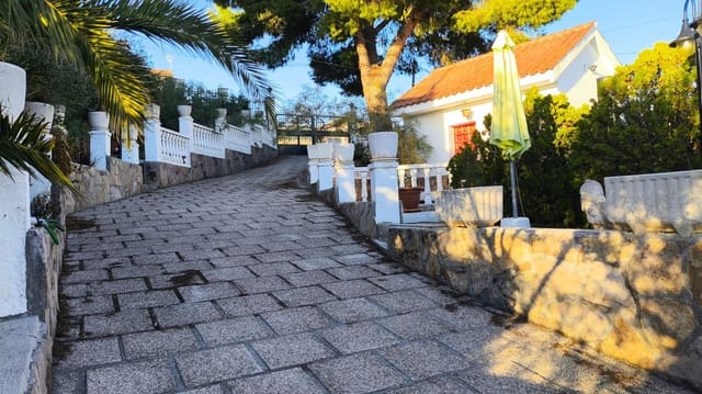 3 soveværelse Byhus til salg i Colmenar de Oreja med swimmingpool - € 315.000 (Ref: 10164026)