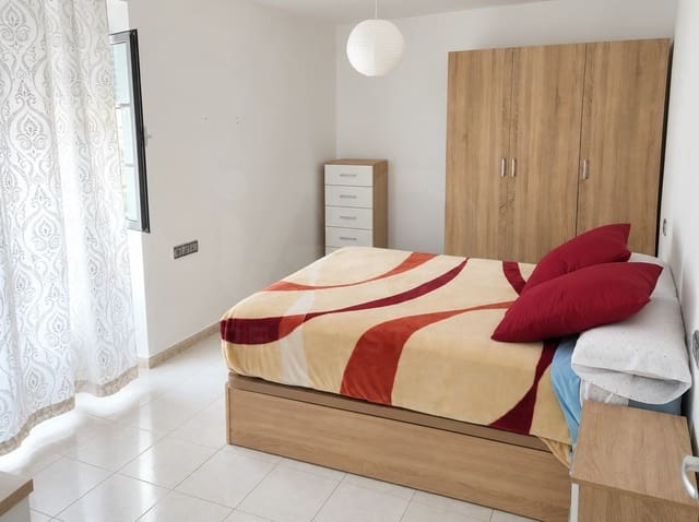 3 chambre Villa/Maison Mitoyenne à vendre à La Zubia - 160 000 € (Ref: 10164027)