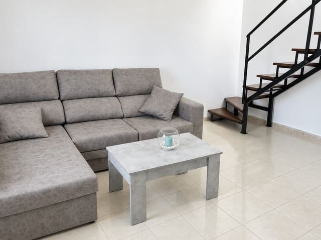 3 chambre Villa/Maison Mitoyenne à vendre à La Zubia - 160 000 € (Ref: 10164027)
