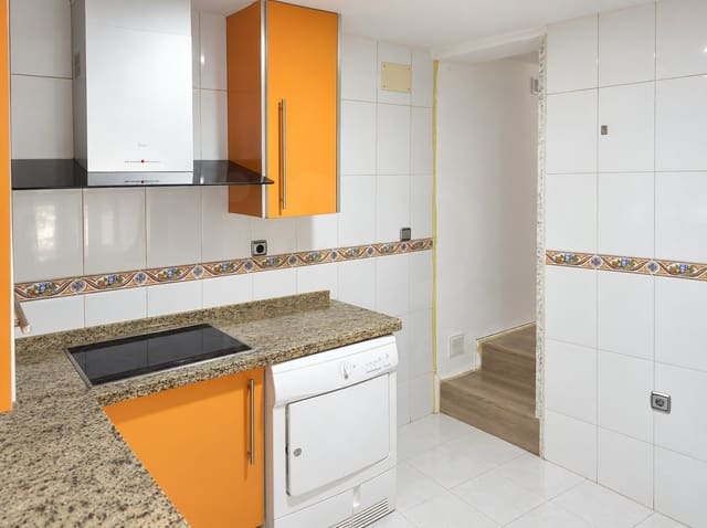 3 chambre Villa/Maison Mitoyenne à vendre à La Zubia - 160 000 € (Ref: 10164027)