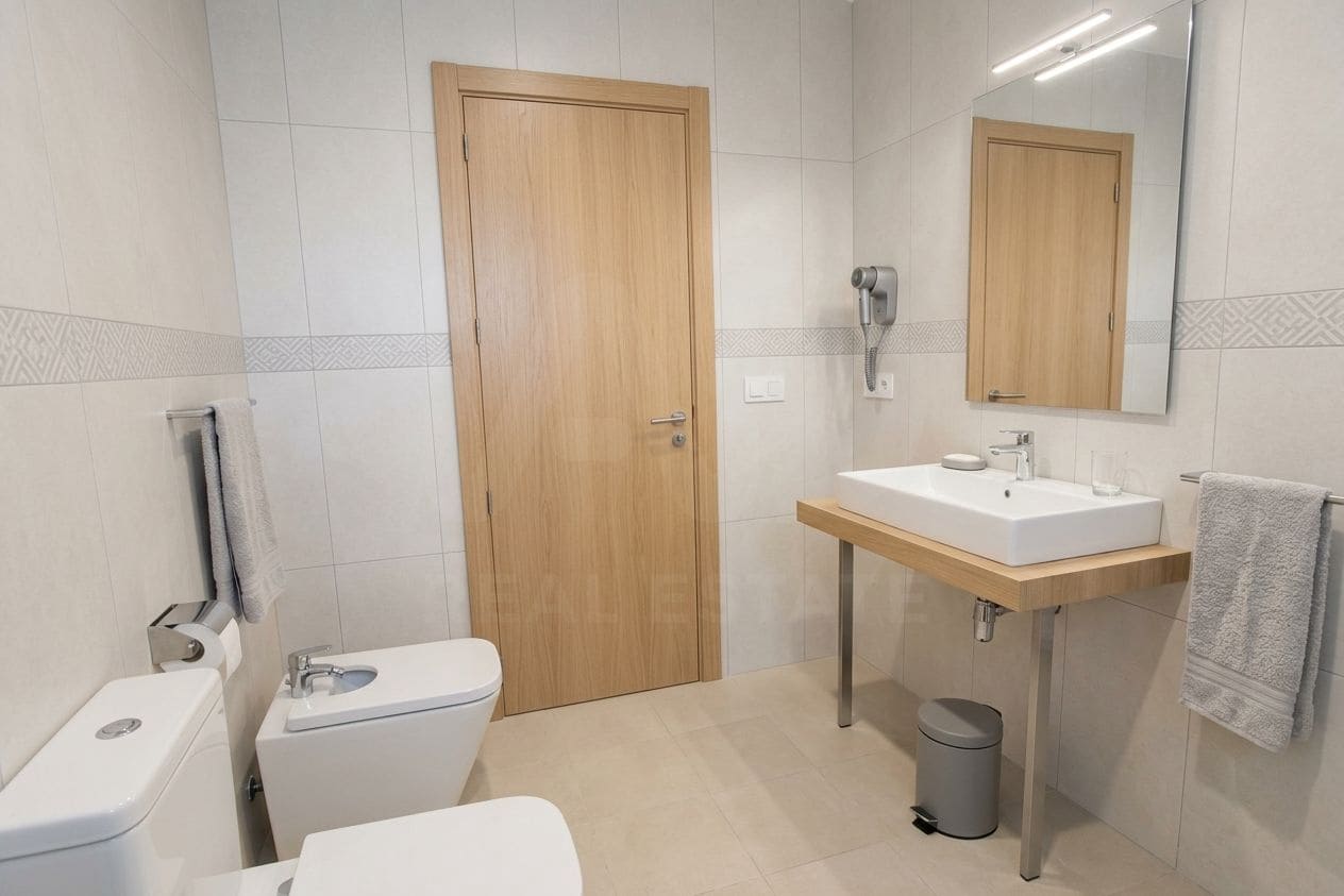 Kommersiell til salgs i Tortosa - € 1 690 000 (Ref: 10164030)