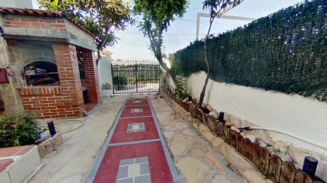 3 slaapkamer Rijtjeshuis te koop in Creixell met zwembad - € 220.000 (Ref: 10164034)