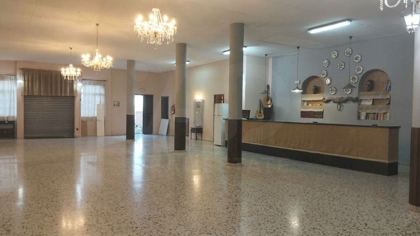 5 soveværelse Erhverv til salg i Bornos - € 205.000 (Ref: 10164040)