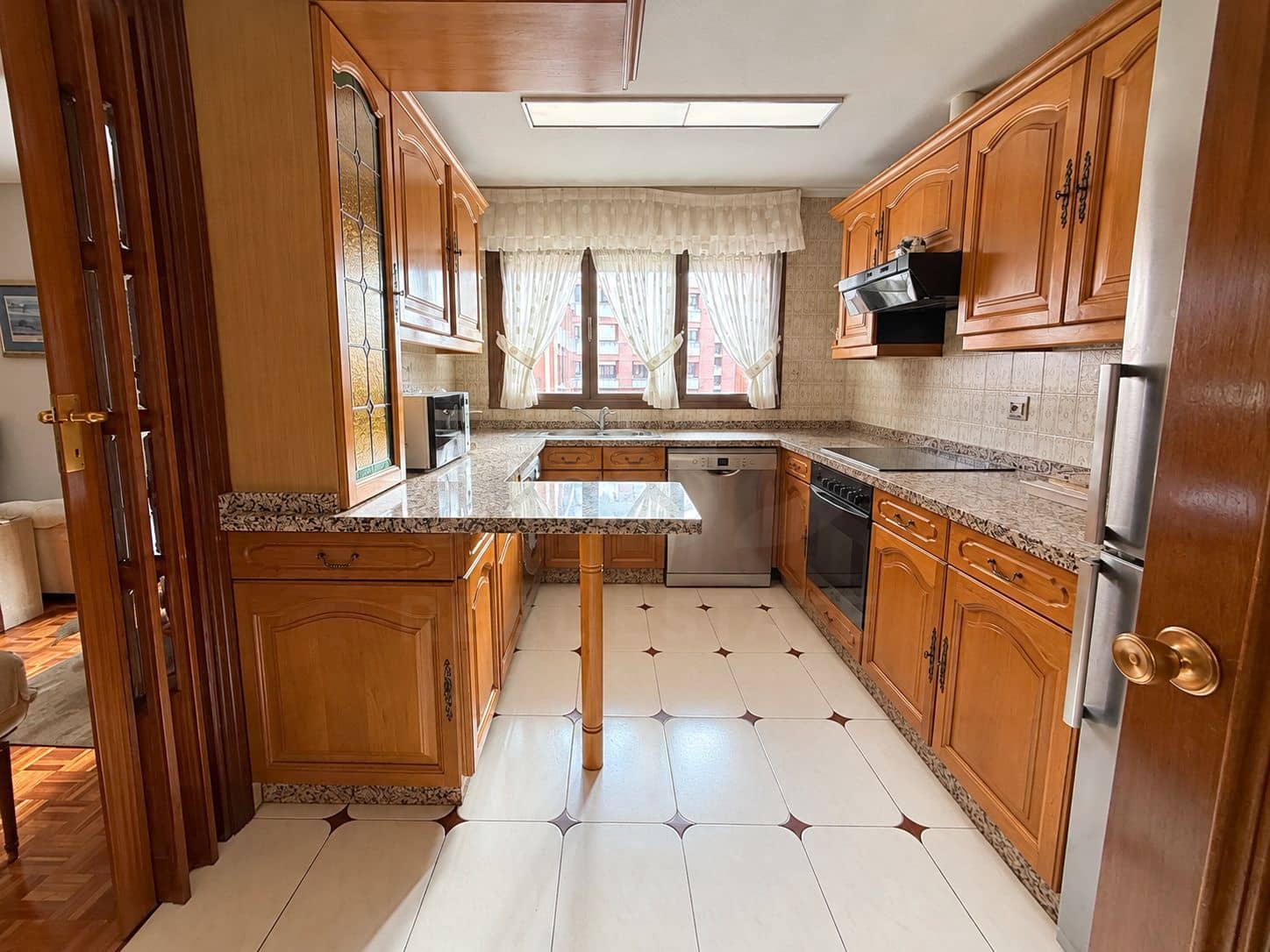 3 bedroom Apartment for sale in Leon city - € 389,000 (Ref: 10164952)