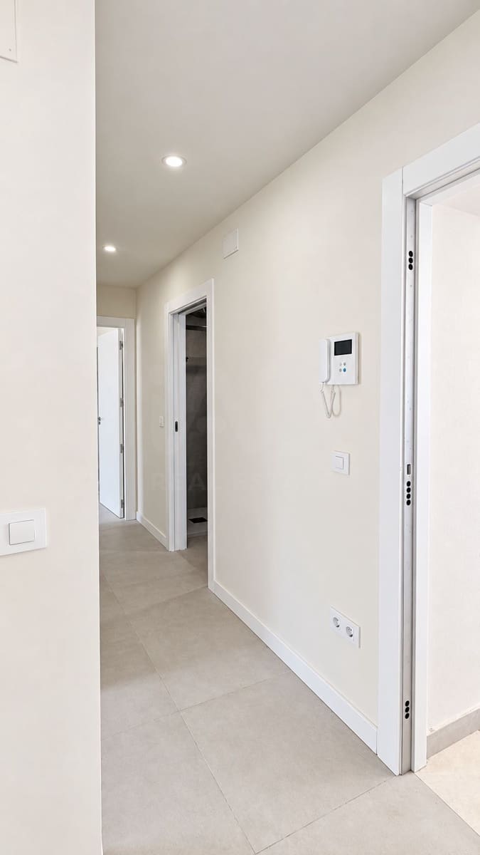 2 sovrum Takvåning till salu i Estepona med pool garage - 470 000 € (Ref: 10164954)