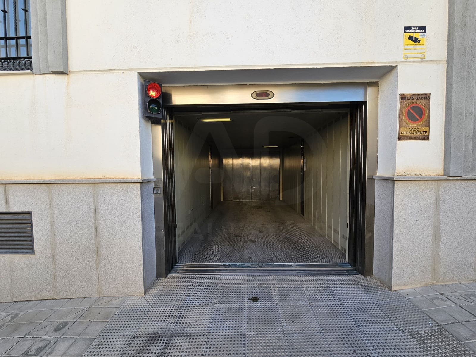 1 bedroom Apartment for sale in Las Gabias with garage - € 119,000 (Ref: 10164957)