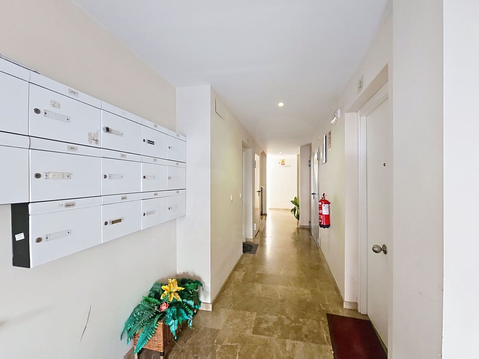 1 bedroom Apartment for sale in Las Gabias with garage - € 119,000 (Ref: 10164957)
