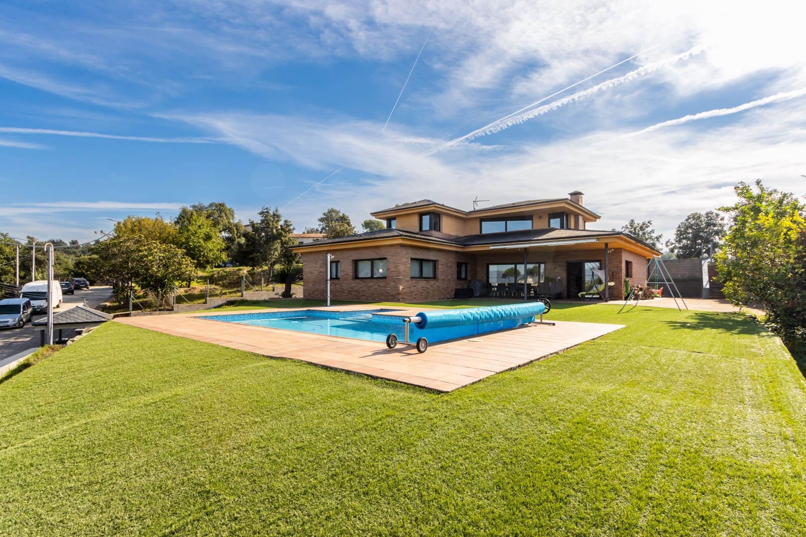 4 bedroom Villa for sale in Llica de Vall with pool garage - € 775,000 (Ref: 10164958)