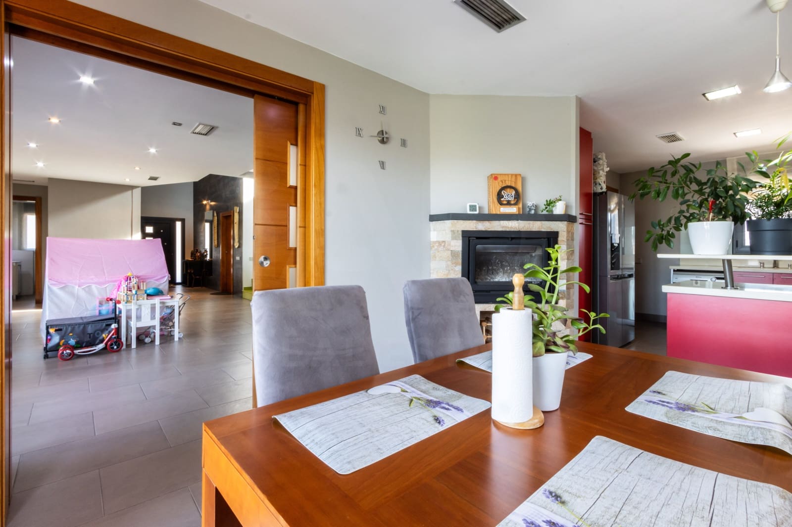 4 bedroom Villa for sale in Llica de Vall with pool garage - € 775,000 (Ref: 10164958)