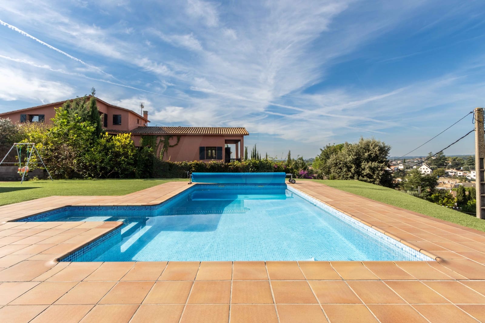 4 bedroom Villa for sale in Llica de Vall with pool garage - € 775,000 (Ref: 10164958)