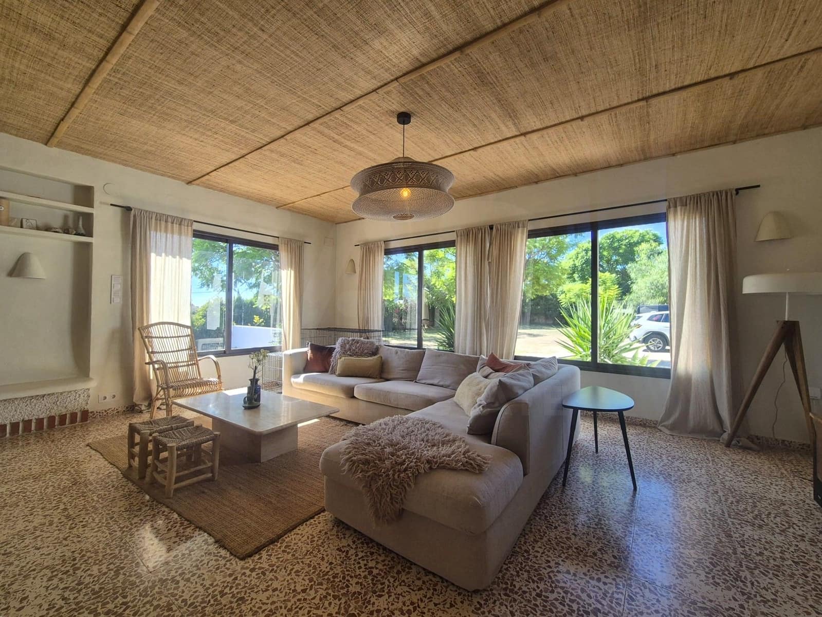 4 bedroom Villa for sale in Teulada with pool - € 799,000 (Ref: 10164959)
